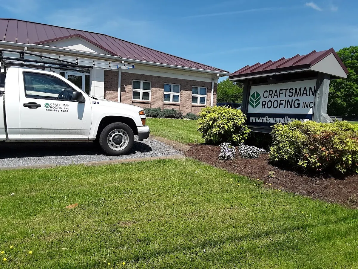 Quality Gutter & Downspout Repair by experienced craftsmen in Smeltzer
